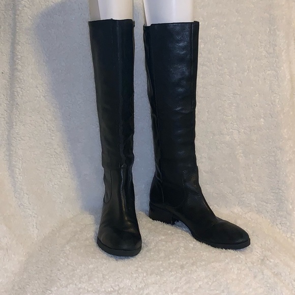 Donald J. Pliner Shoes - Donald J. Pliner black leather boots